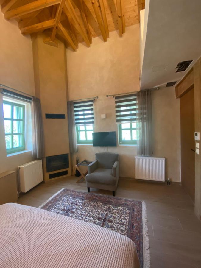 דירות Aristi Boutique Stonehouse With Attic מראה חיצוני תמונה
