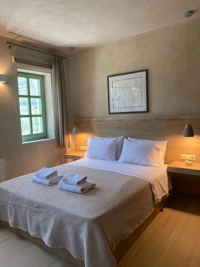 דירות Aristi Boutique Stonehouse With Attic מראה חיצוני תמונה