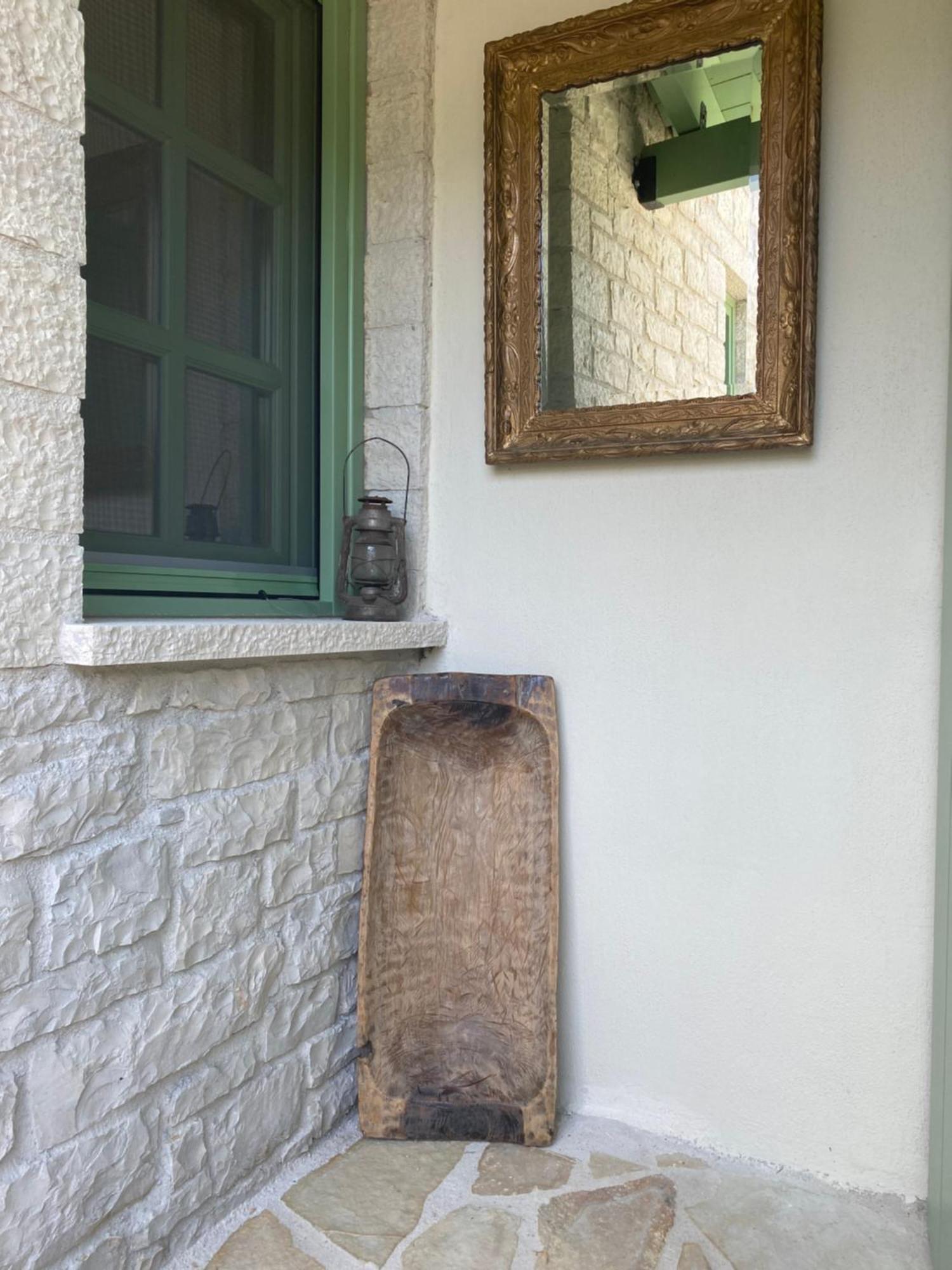 דירות Aristi Boutique Stonehouse With Attic מראה חיצוני תמונה